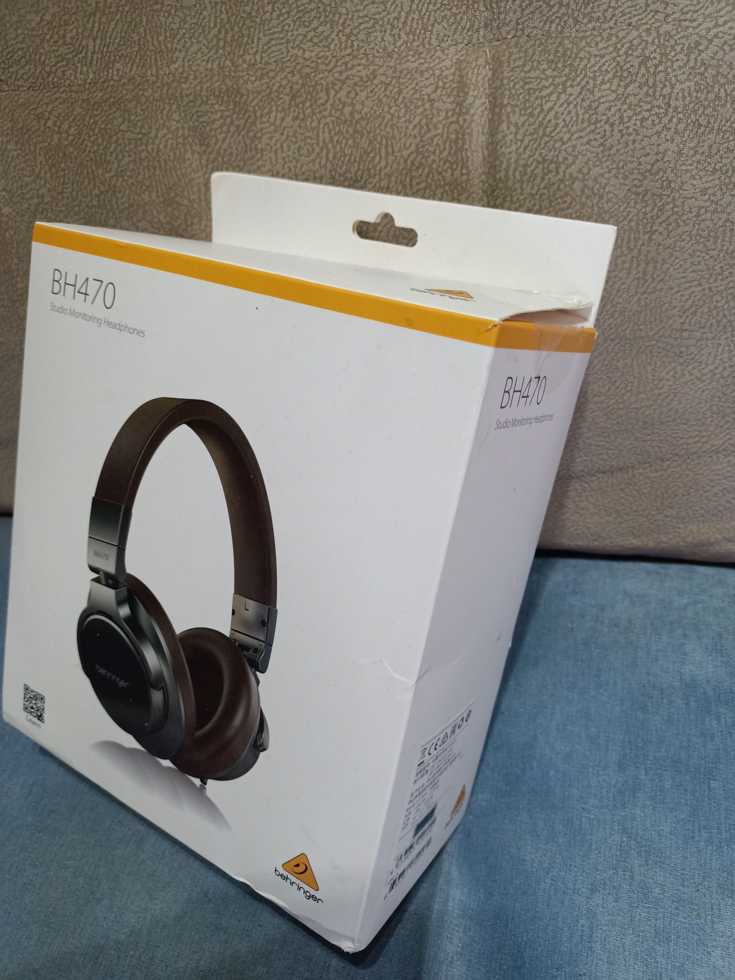 Behringer bh470nc. Behringer bh 470 наушники. Наушники behringer bh 470, brown. Behringer bh470. Behringer bh 470 наушники.