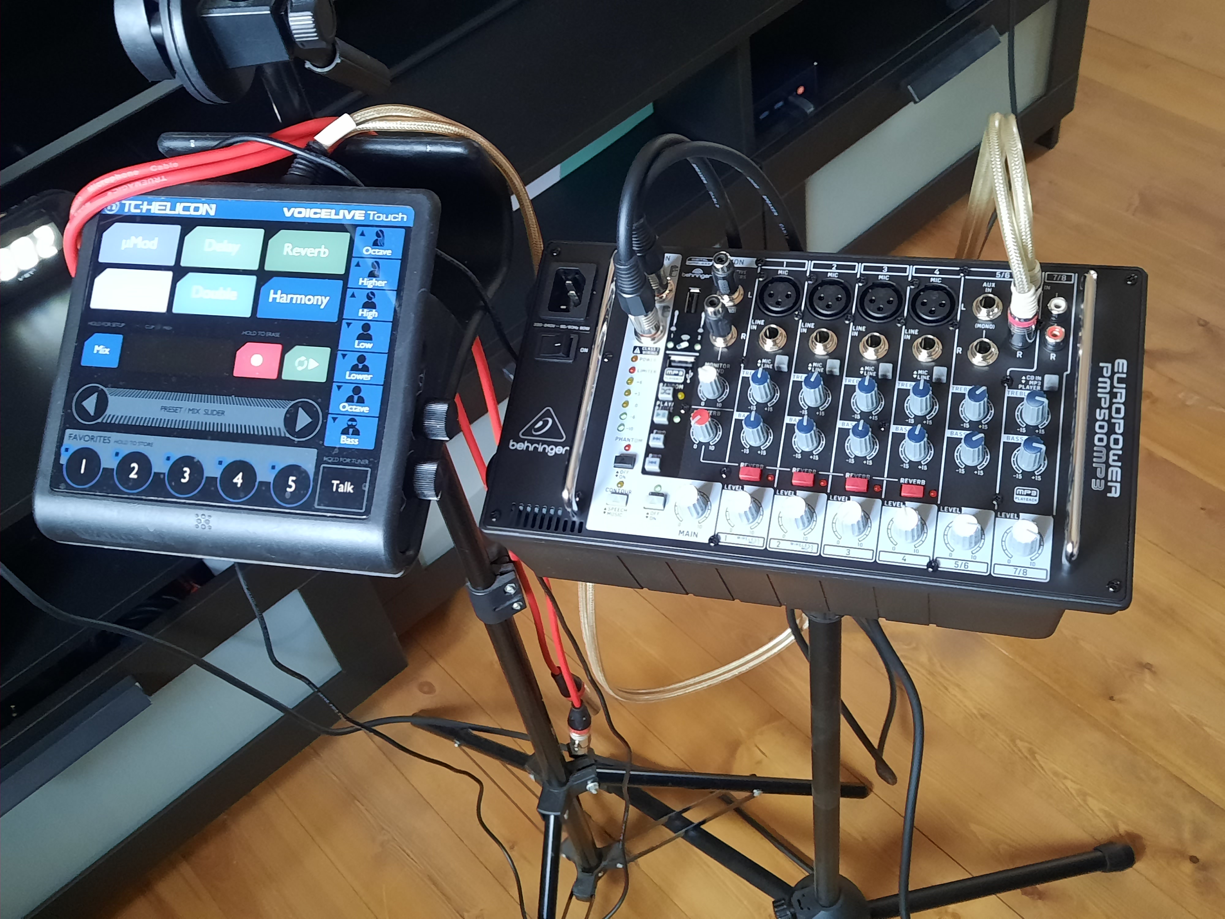 Behringer eps500mp3