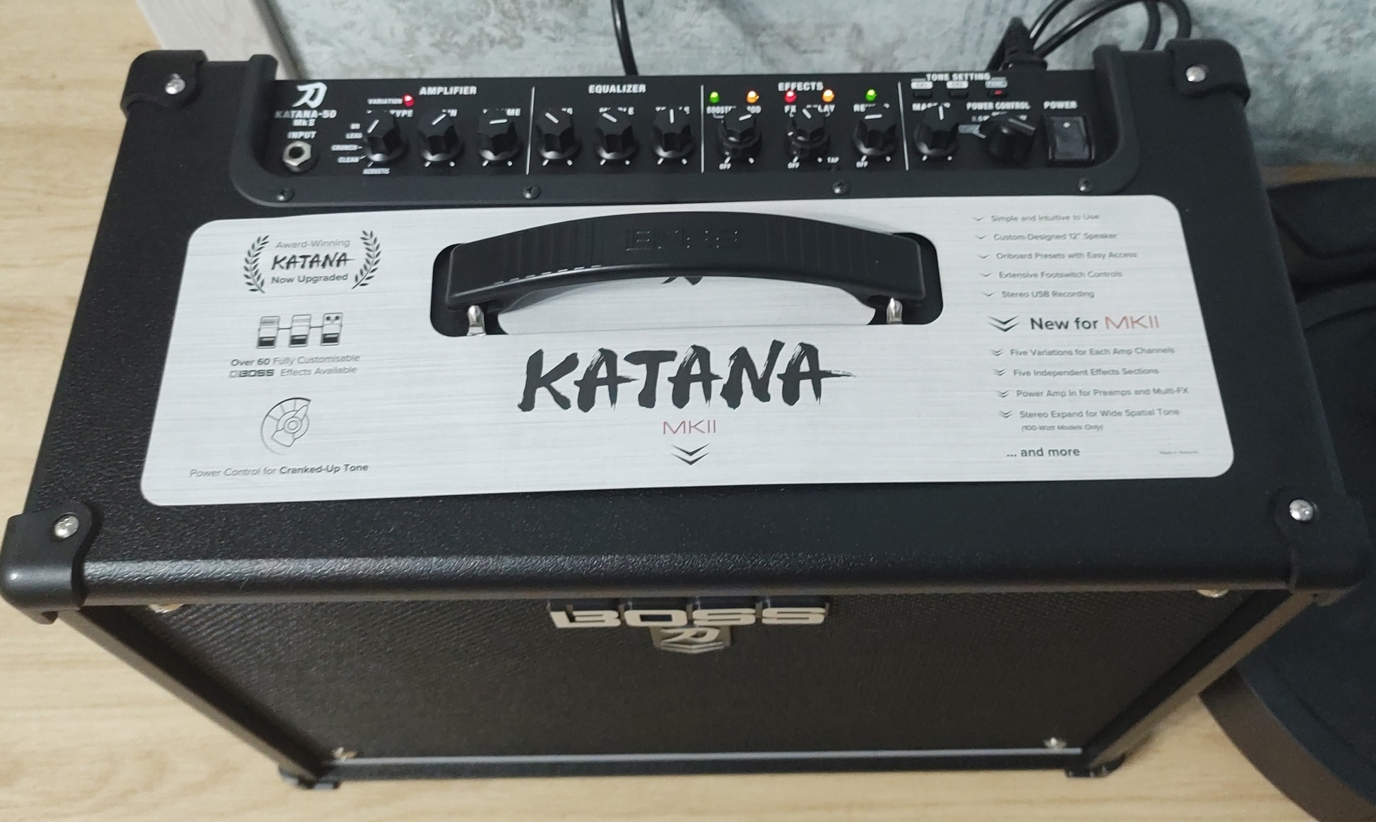 Boss katana 50