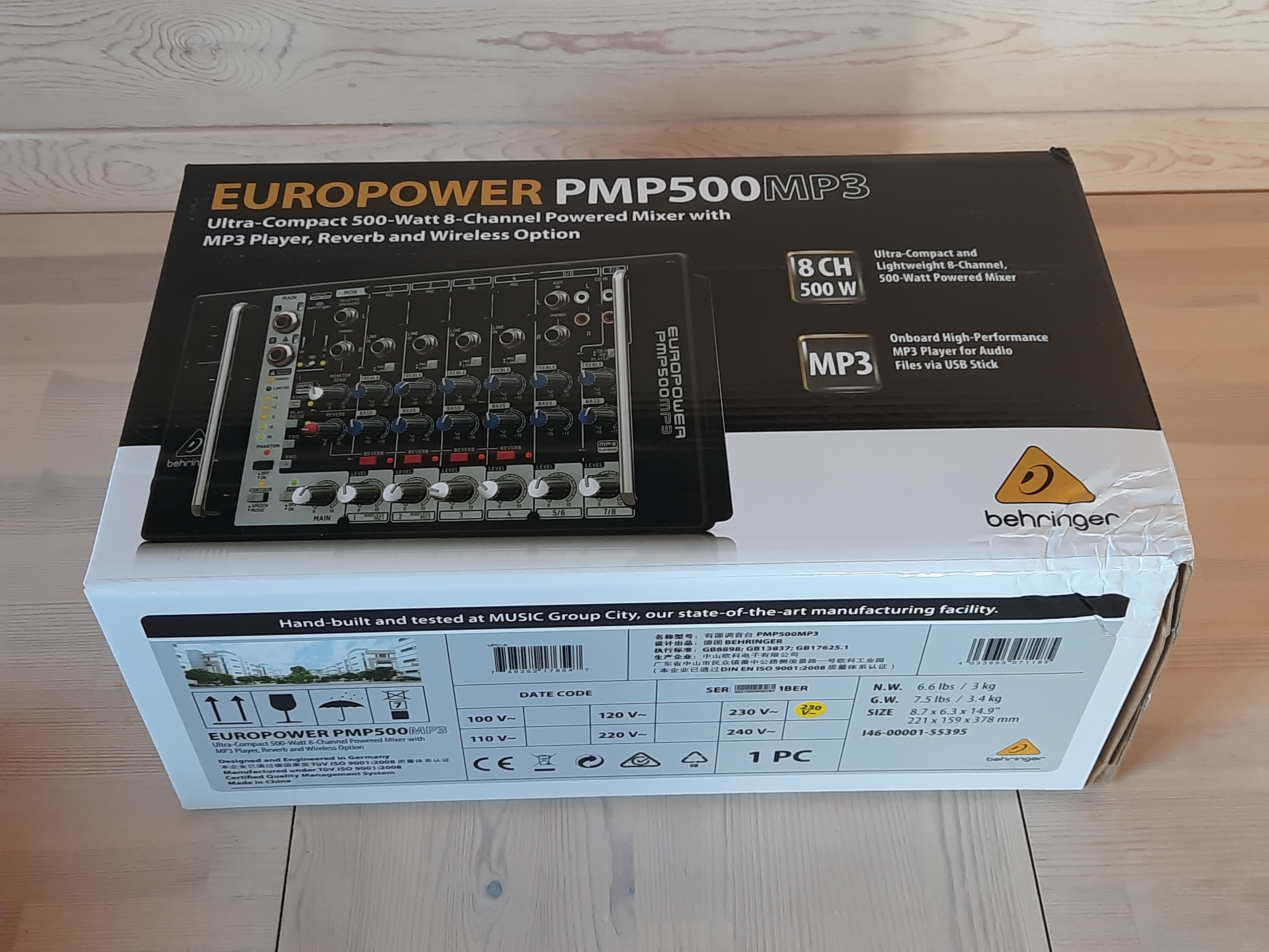 Behringer eps500mp3