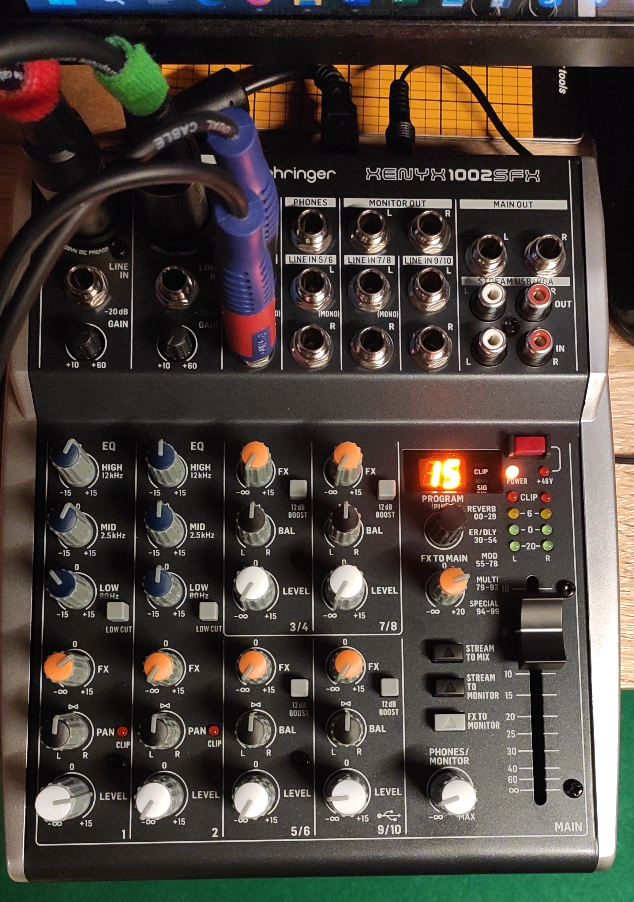 Behringer xenyx 1002sfx. Behringer xenyx 1002sfx