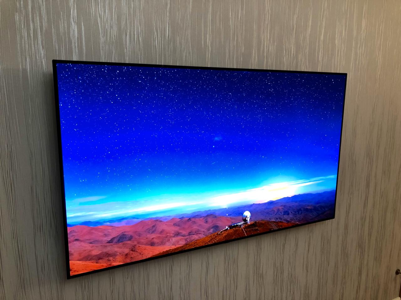 Lg oled 32. LG oled65c9pla 2019 OLED, HDR. OLED LG oled65c9pla 64.5. Телевизор OLED "64.5" (2019). Телевизор OLED LG oled65c8 64.5" (2018).