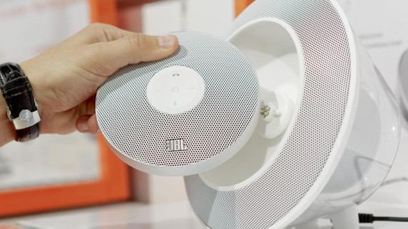 Jbl voyager best sale