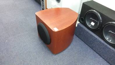 kef reference 208 subwoofer