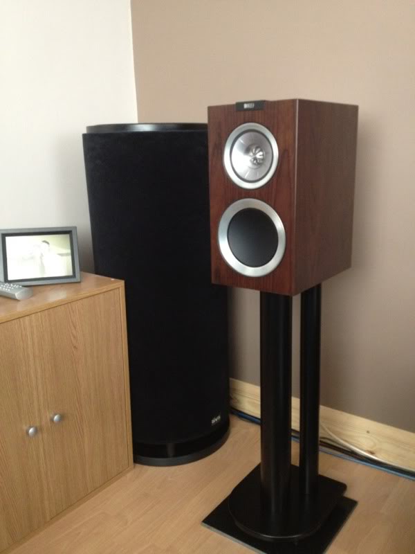 Kef r300s store