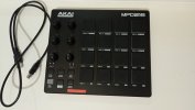 Фото к отзыву на MIDI контроллер AKAI PRO MPD218 от Кирилл
