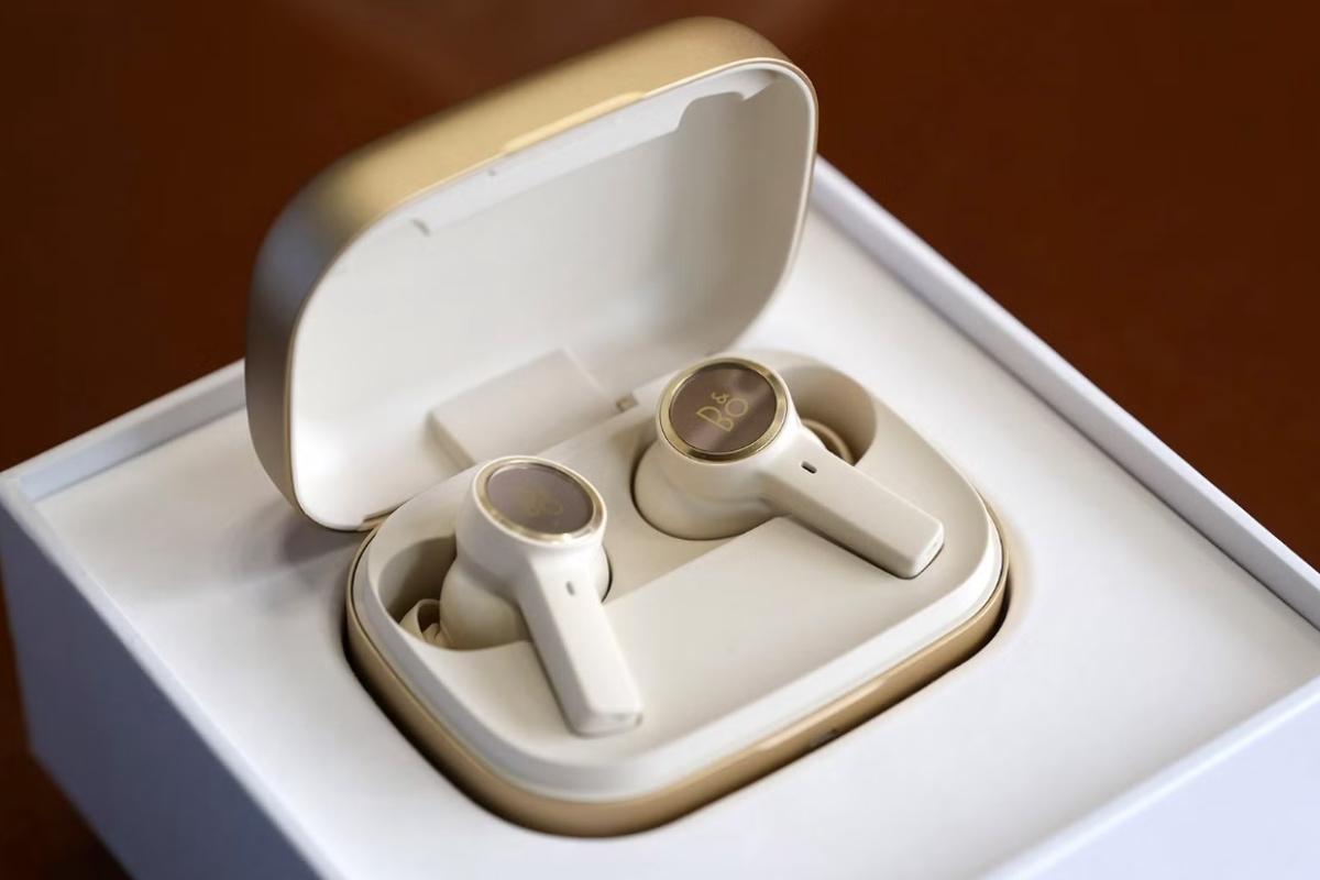 Беспроводные наушники Bang & Olufsen Beocom EX