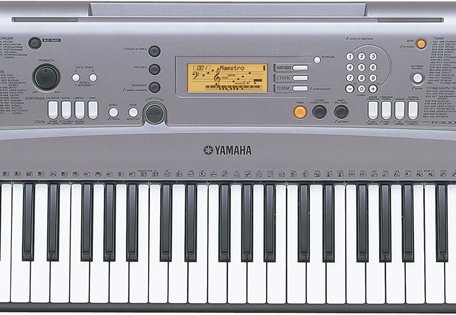 Клавишный инструмент Yamaha PSR-R300