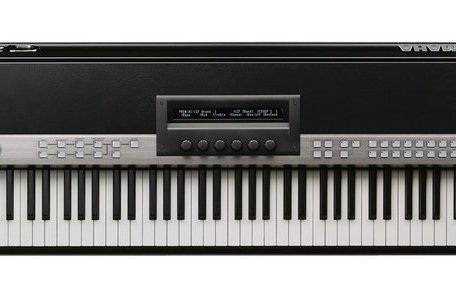Клавишный инструмент Yamaha CP1
