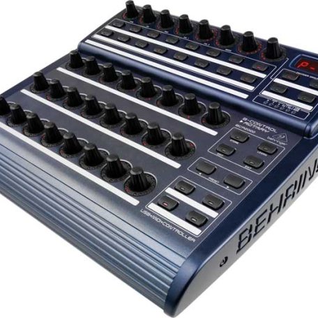 DJ-контроллер Behringer BCR2000