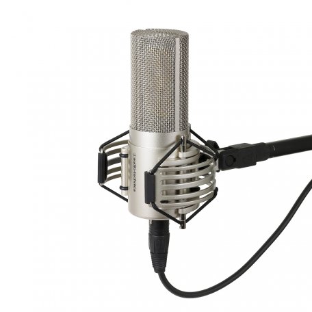 Студийный микрофон с большой диафрагмой Audio Technica AT5047