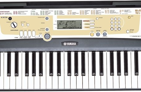 Клавишный инструмент Yamaha PSR-R200