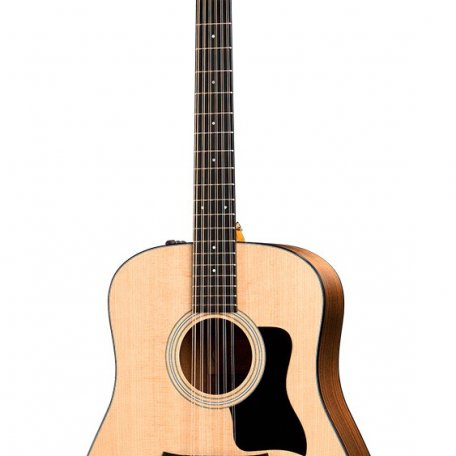 Электроакустическая гитара Taylor 150e