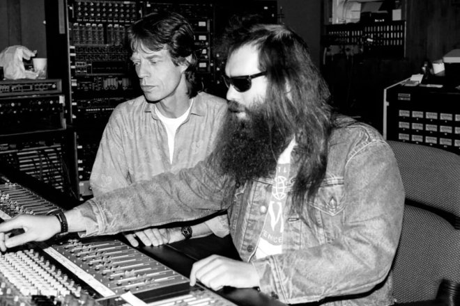 Свингерлер кезек-кезек блять жасайды