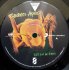 Виниловая пластинка Sony Guano Apes Original Vinyl Classics: DonT Give Me Names + Walking On A Thin Line (Black Vinyl/Gatefold) фото 5