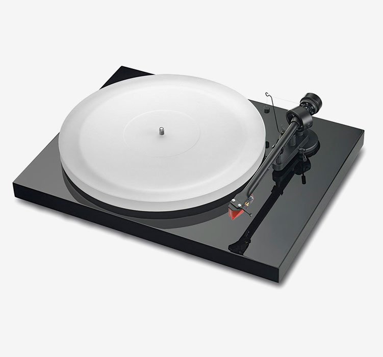 Проигрыватели винила Pro-Ject DEBUT III DC ESPRIT HG Black OM10 крышки для виниловых проигрывателей pro ject cover it xtension 10