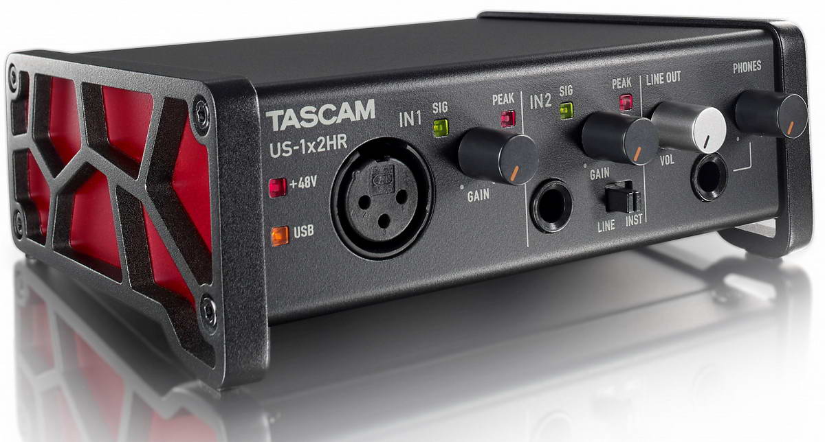 Аудиоинтерфейсы для домашней студии Tascam US-1x2HR аудиоинтерфейсы для домашней студии tascam us 2x2hr